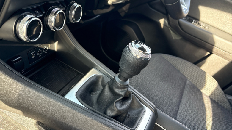 Renault Captur 1.0 TCE 90 SE Edition 5dr Petrol Hatchback